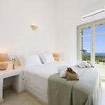 Thalatta Paros * Chrisi Akti (Paros)