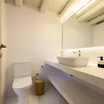 Thalatta Paros