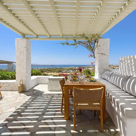 Thalatta Paros فيلة