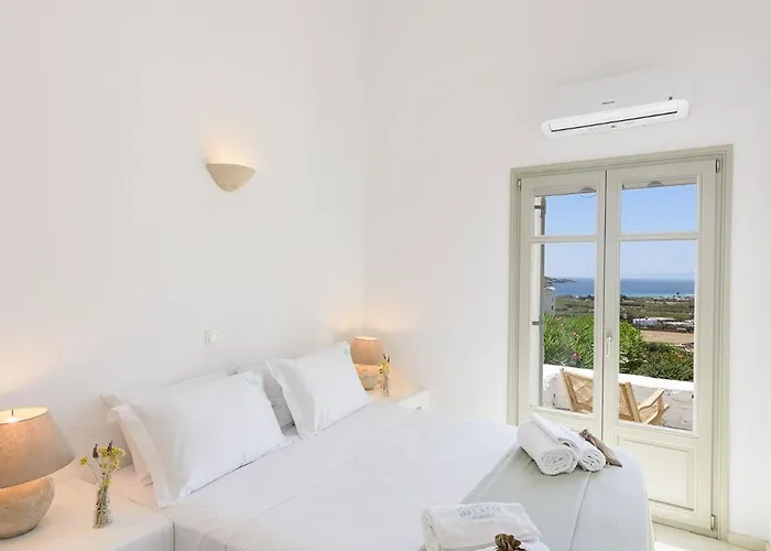 Thalatta Paros Villa *