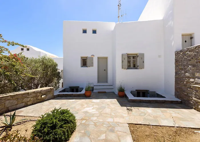 Thalatta Paros * Chrisi Akti (Paros)