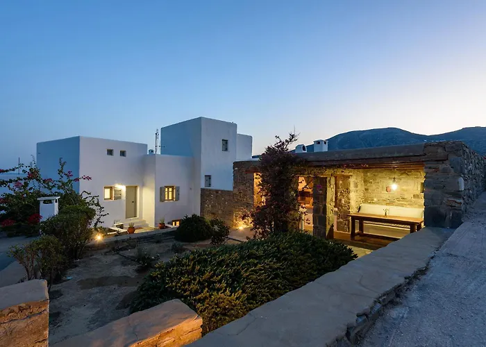 Thalatta Paros * Chrisi Akti (Paros)