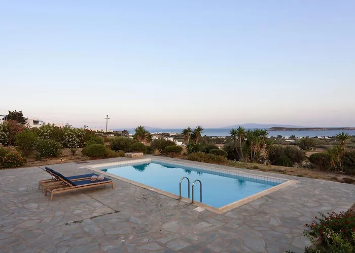 Thalatta Paros * Chrisi Akti (Paros)